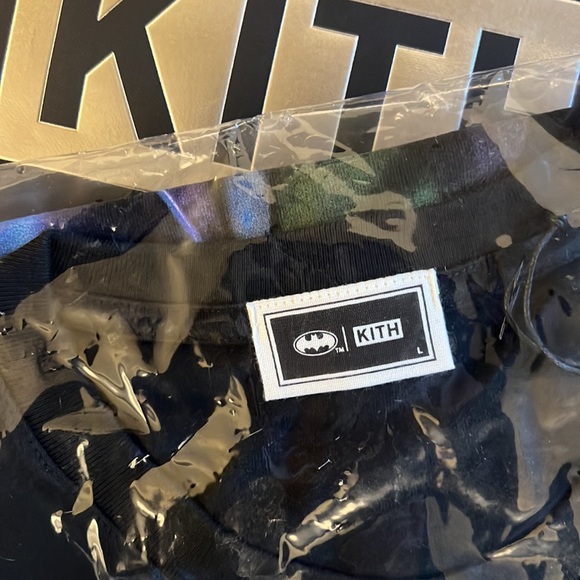 BATMAN X KITH JOKER Tee in BLACK 🦇💜♣️ Mens Size Large NWT 🏷️ - Picture 10 of 10